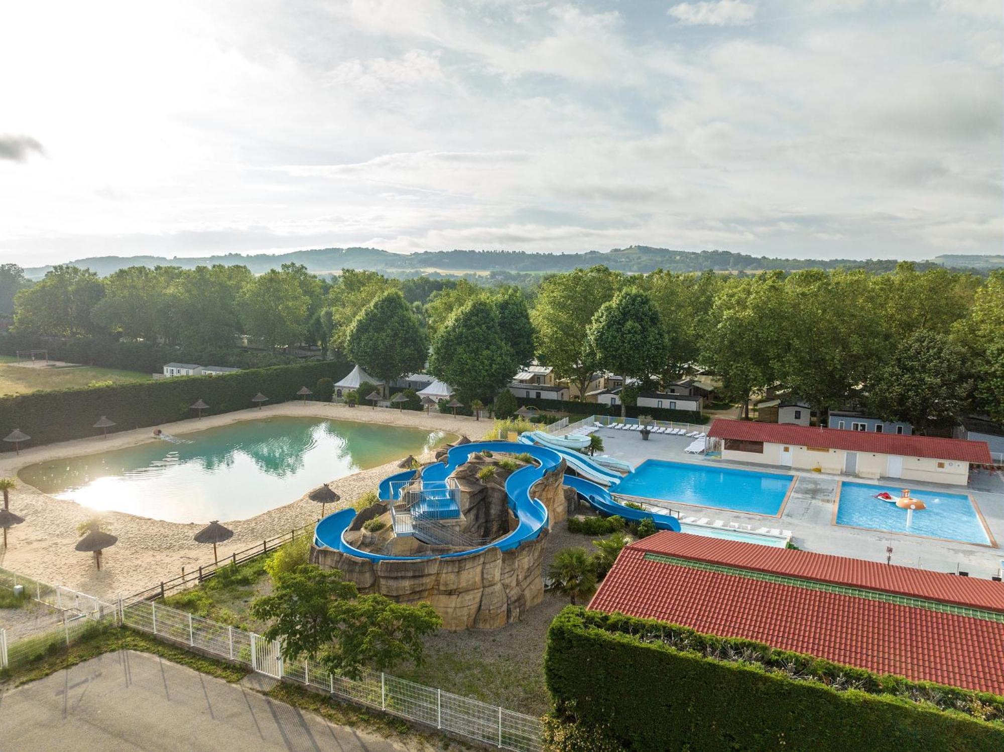Camping Chateau De Galaure Chateauneuf-de-Galaure Экстерьер фото